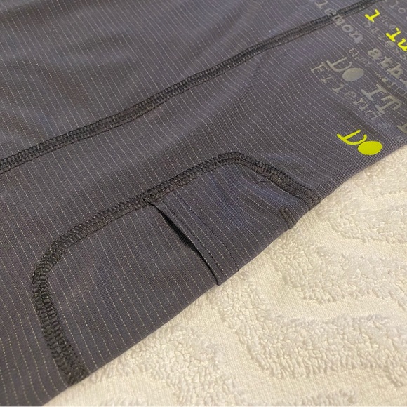 Lululemon Men Workout Tee - Picture 2 of 3